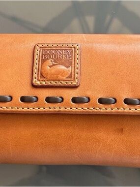 Dooney and Bourke  Florentine Continental wallet